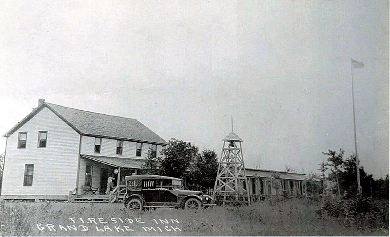 Fireside Inn - Vintage Postcard (newer photo)